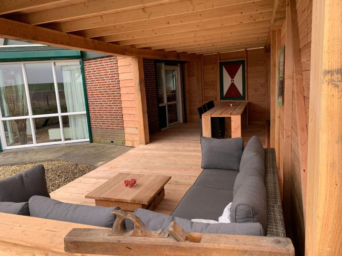 Modern Holiday Home In Ooltgensplaat ภายนอก รูปภาพ